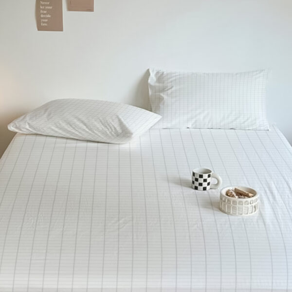 TerreNue's King Size Bedsheet & Earthing Mat Combo with Pillow Cover & Tester - Image 2
