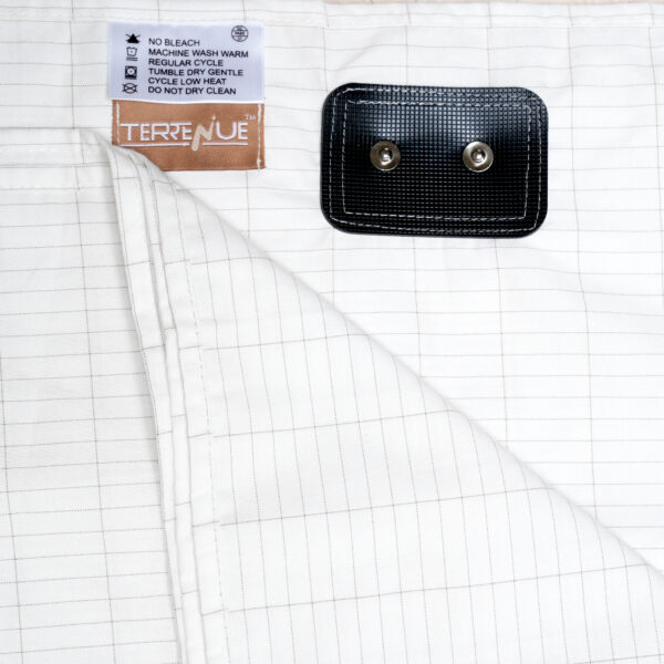 TerreNue's Grounding King Size Bedsheet with Pillow Covers - Image 5